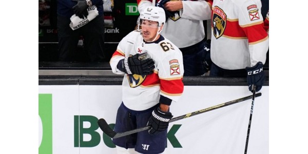 Brad Marchand vendte tilbage til TD Garden som Florida Panther